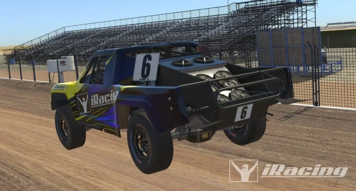 iracing_lucas_10-1024x551