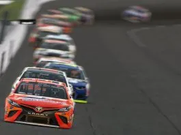 iRacing: The Real Danger of Oval Racing Isn’t the Wall