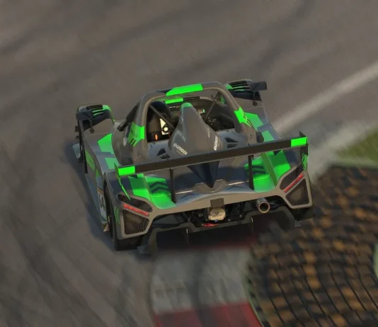 iRacing: Spotter Now Warns Dangerous Track Re-entries