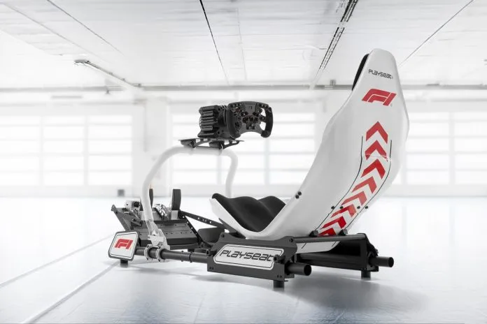 1.Formula Instinct Hero F1 Garage