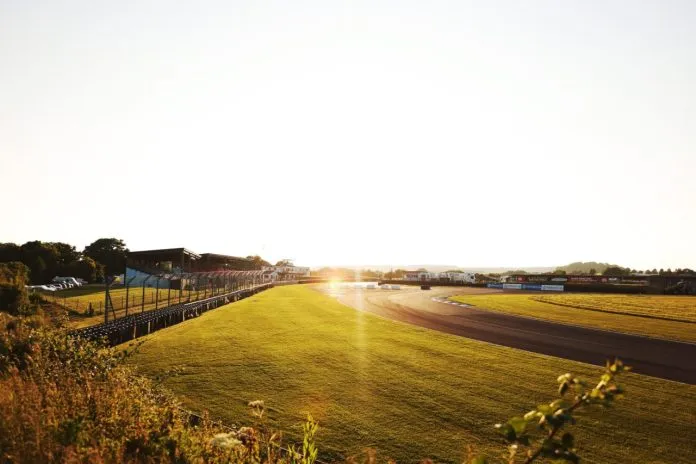 Thruxton Circuit