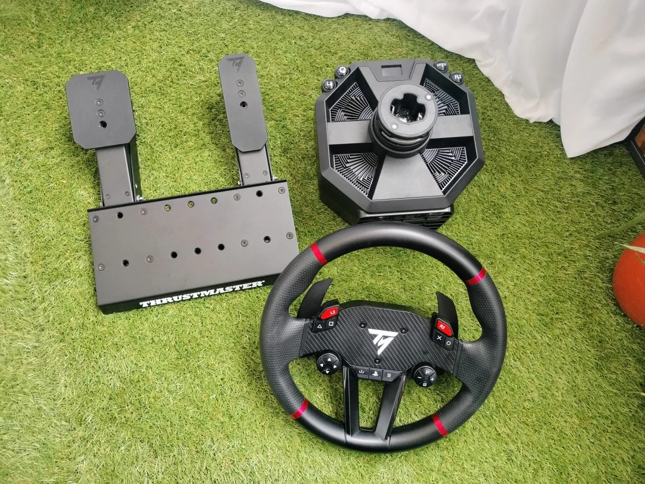 Review: Thrustmaster T598 Bundle - BoxThisLap