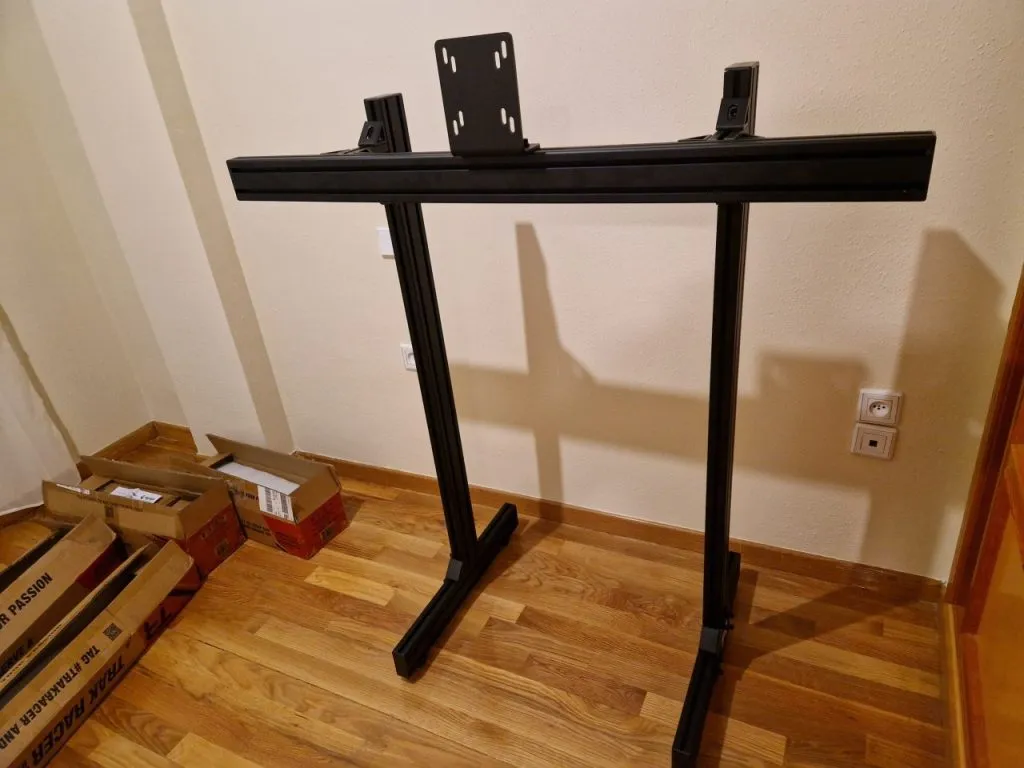 trak racer free standing triple monitor review030 202941