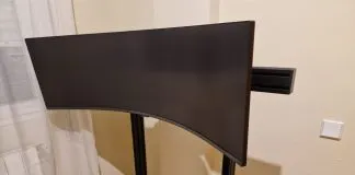 trak racer free standing triple monitor review118 211704