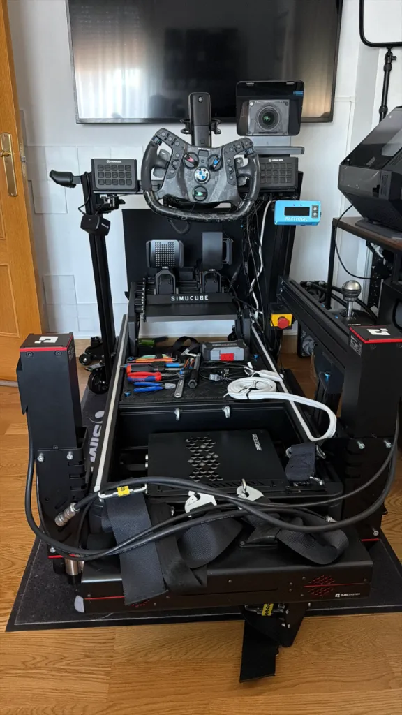 FB3CF2CC 9D37 4E38 83EF 0002F28BA1C9