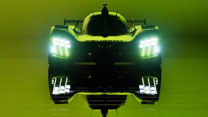 Rennsport Peugeot 9X8 Le Mans Hypercar